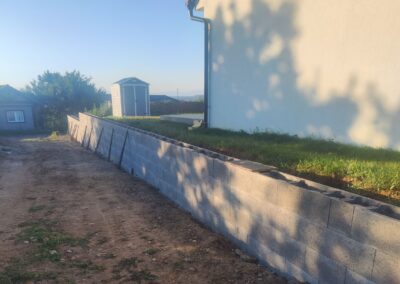 Opěrná stěna u RD Polešovice